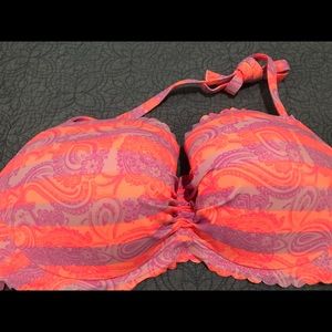 Victoria’s Secret getaway halter bikini top